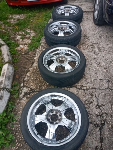 17 Chrome Rims & Tires