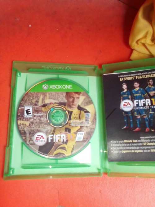 Fifa 17 Cd Xbox One Clean No Scratch Everything Up