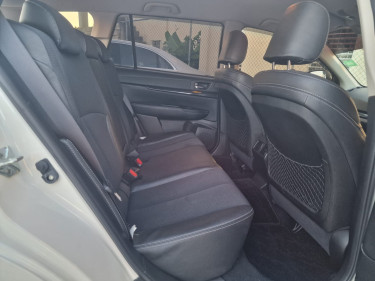 SUBARU LEGACY 2013