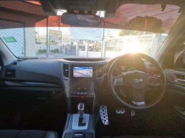 SUBARU LEGACY 2013