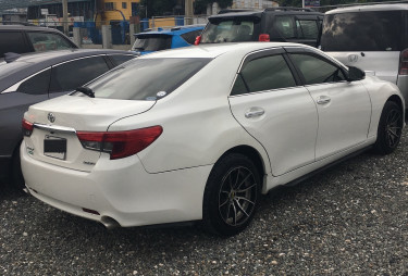 TOYOTA MARK X 2014