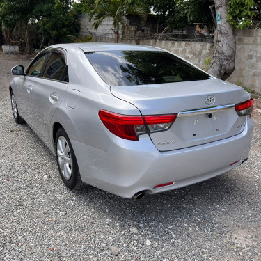 TOYOTA MARK X 2015 (Newly Imported)