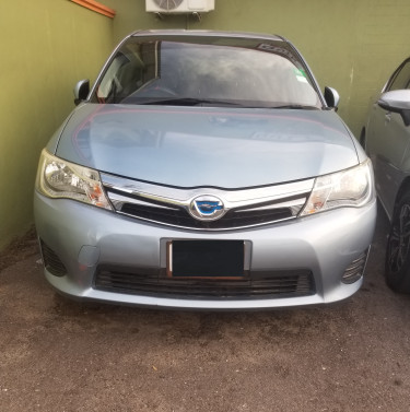 TOYOTA FIELDER HYBRID 2014