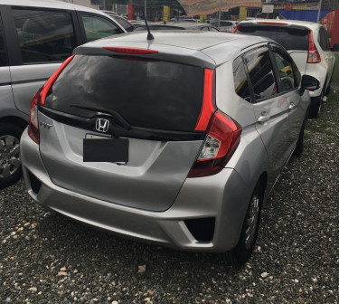 HONDA FIT 2015 (Non-Hybrid)