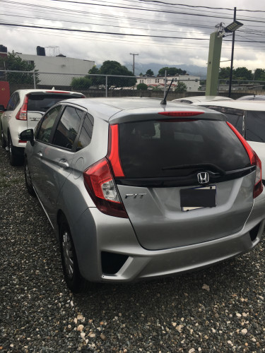 HONDA FIT 2015 (Non-Hybrid)