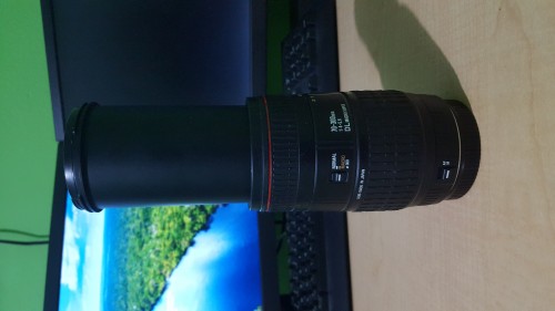Sigma 70-300 Mm Lense (Cannon)