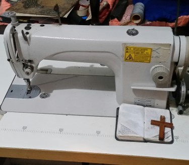 Sewing Machine With Press Foot High Power Industri