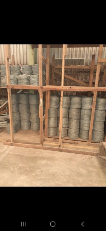 400m & 250m Barbed Wire Delivery Service Available