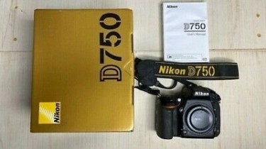 Nikon Canon D650