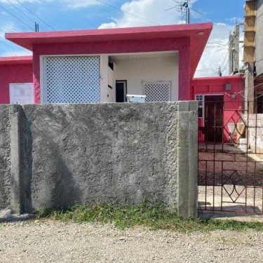 2 Bedroom Apartment Around Greater Portmore