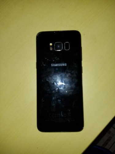 Samsung Galaxy S8 (Negotiable)