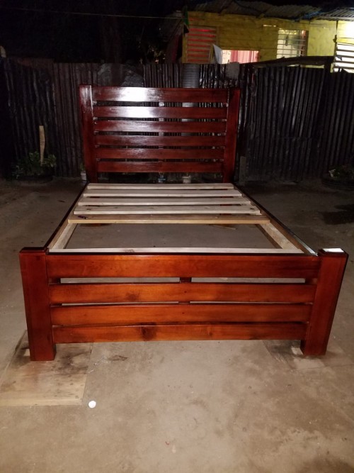 Queen Modern Bed Beds Kingston