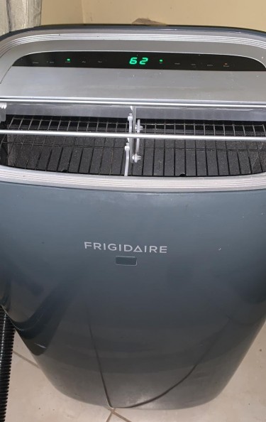 Frigidaire Air Conditioner Unit 