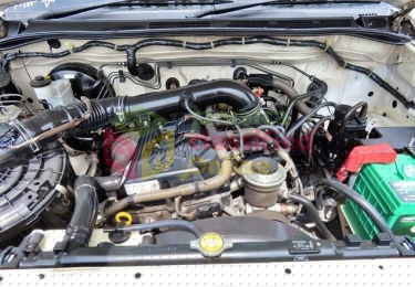 TOYOTA  FORTUNER GAS ENGINE Auto Parts HALF WAY TREE