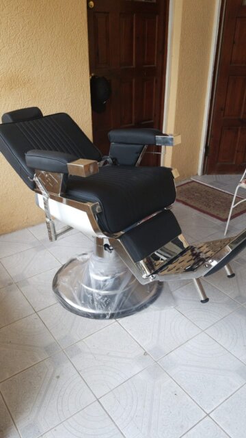 Durable Barber Chairs