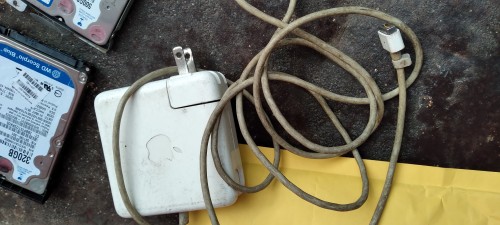 Apple Mac Book Charger