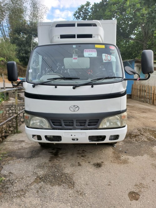 2004 Toyota  Dyna Double Freezer Truck Just Import