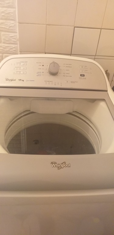Whirpool Washing Machine - Very Clean