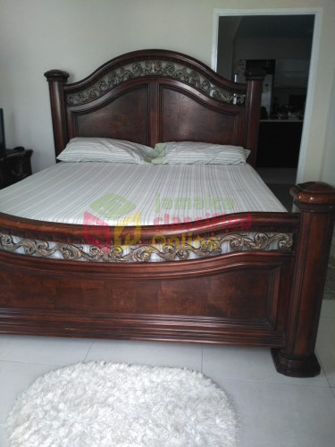 1 Bedroom Deluxe Apt-Can Convert To 2 Bedrooms