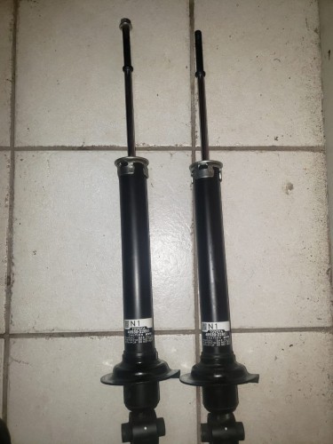 TOYOTA MARK X 2011 REAR SHOCKS (USED) FOR PAIR