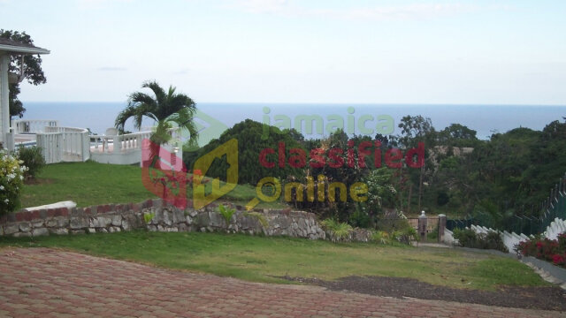 Great Investment Lovely Spacious Villa For Sale