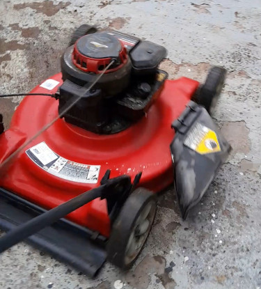 Lawnmower With Briggs&stratton Engine