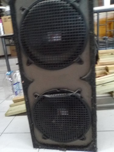 2[12 Inch ]400watt Bumper Speakers And Speaker Box