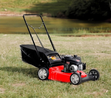 Lawnmower In Excellent Condition 