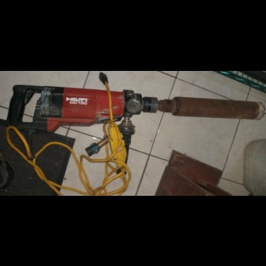 Hilti DD 130 Hole Saw Drill