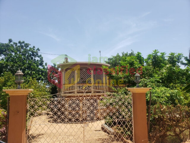 4 Bedrooms 3 Baths House In Lilliput $38 Million