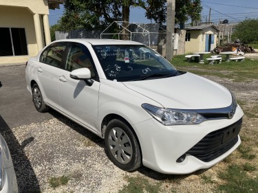 2016 Toyota Axio