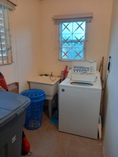 3 Bedroom Furnished House - Drax Hall