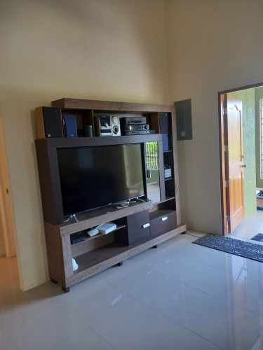 3 Bedroom Furnished House - Drax Hall
