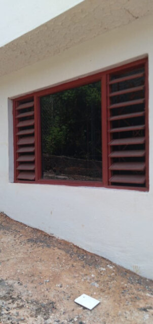 5 Bedroom House Gated Patio