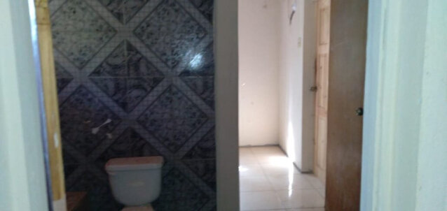 5 Bedroom House Gated Patio