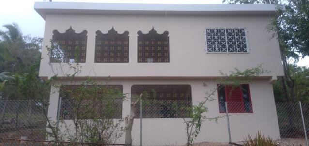 5 Bedroom House Gated Patio