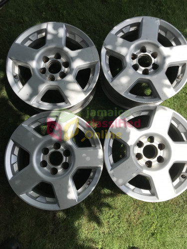NISSAN OEM  WHEELS  Rims and Tyres HALF WAY TREE