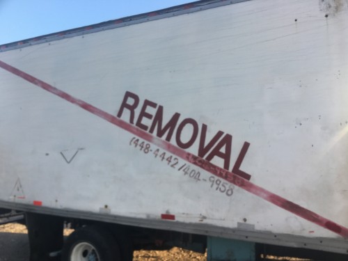 REMOVAL TRUCK