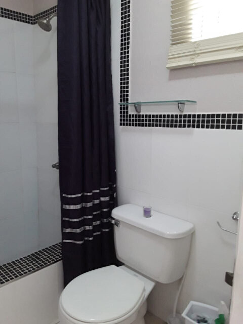 1 Bedroom House