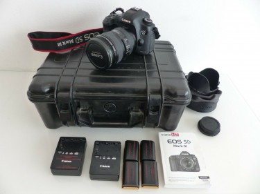 Canon EOS 5D Mark III 22.3 MP SLR Digital Camera +