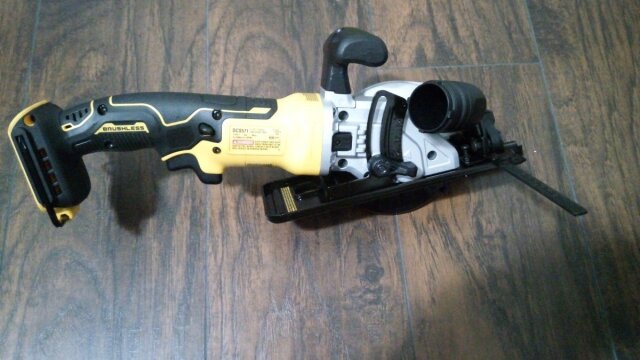 New DeWalt 4 1/2 Inch Circular Saw Set Tools Cassia Park Road