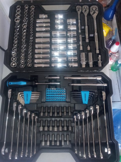 200 Piece Socket Set With Extensions