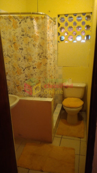 Semi Furnished 1 Bedroom Studio Apartment For Rent