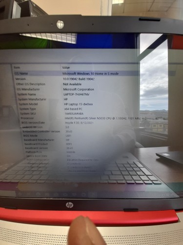 HP Laptop 15-dw0xxx 4GB Ram, Intel Pentium 1.10GHz