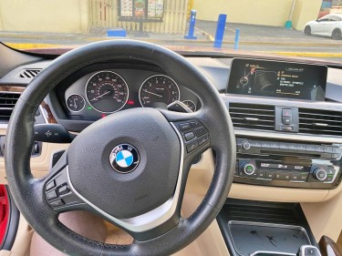 BMW 328i 