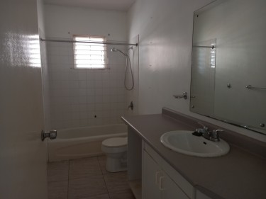 For Sale 1 Bed 1 Bath Apartment In St. Andrew