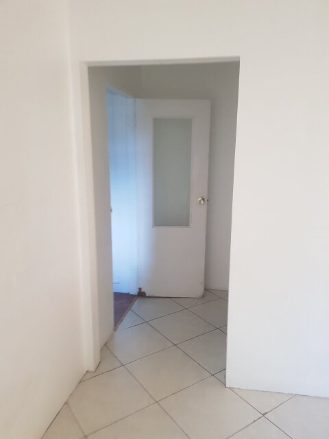 1 Bedroom Self Contained In Mona + Utilities Incl