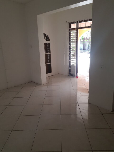 1 Bedroom Self Contained In Mona + Utilities Incl