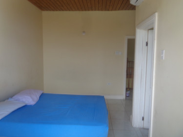 5 Bedroom Guest House