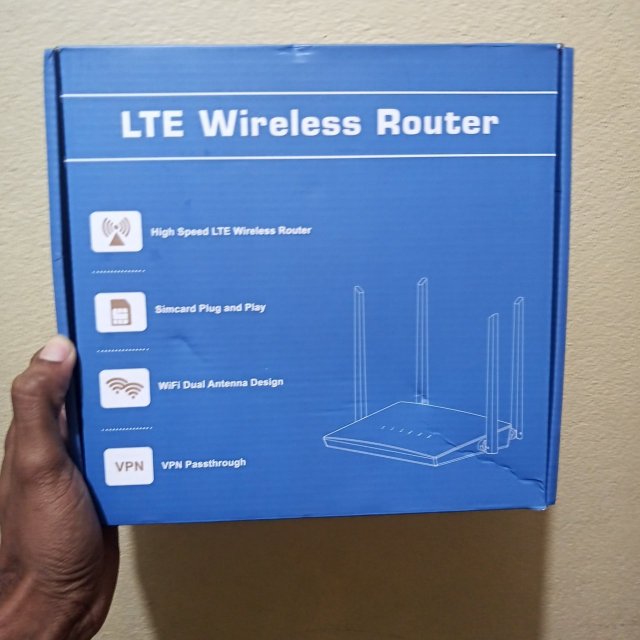 4G LTE SIM Card WiFi Router Wireless